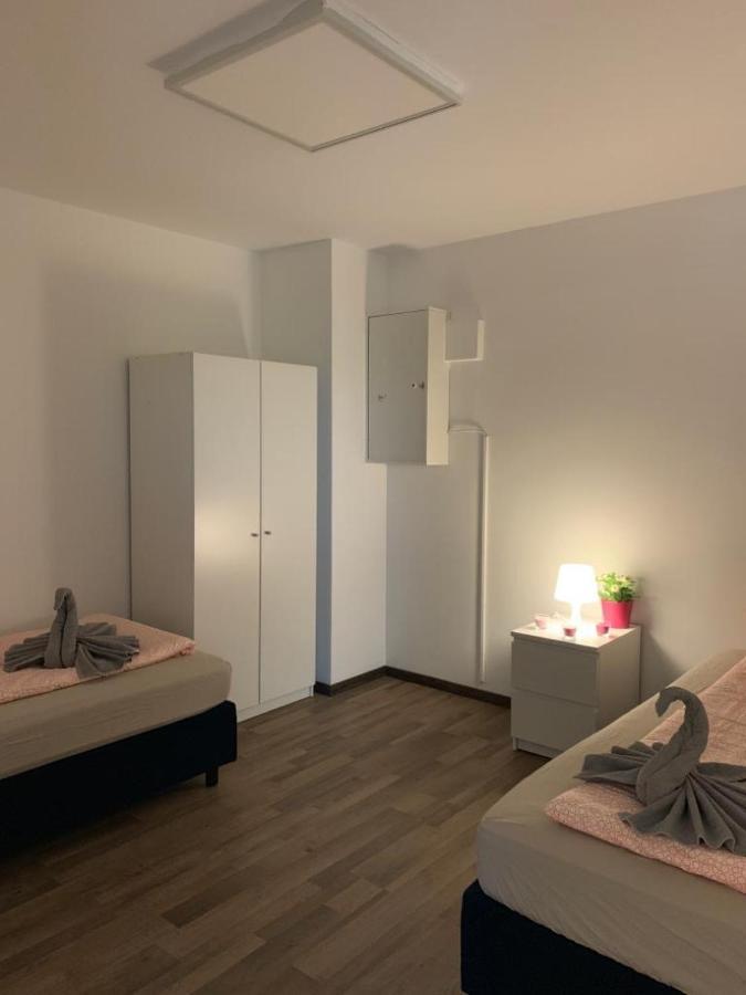 Lovely Share Apartment Aachener Weiher Köln Exterior foto